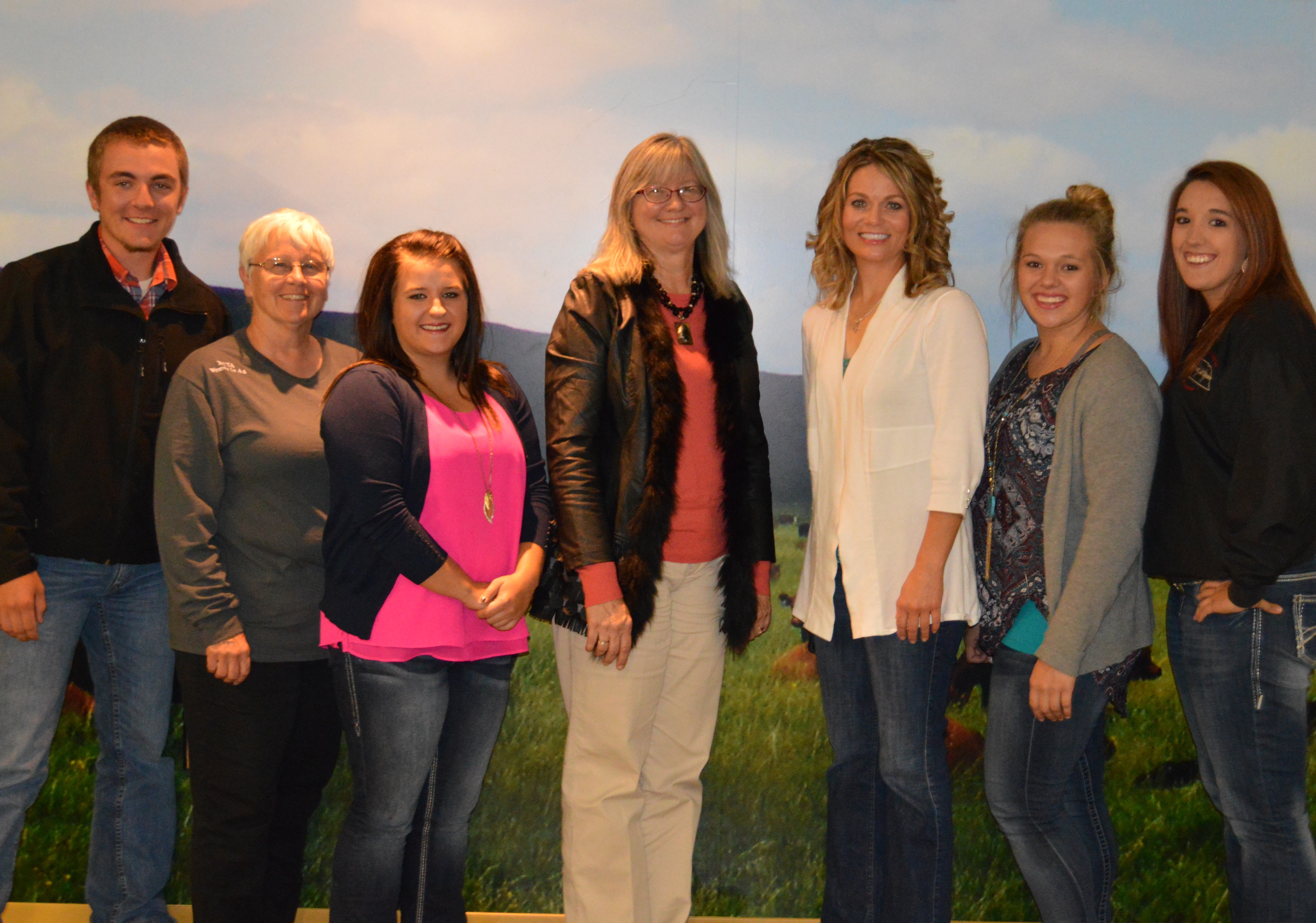 Collegiate Cattlemen and Women in Agriculture hosted two women who are leaders in the beef cattle industry. (C. TIlford/NCTA News photo)