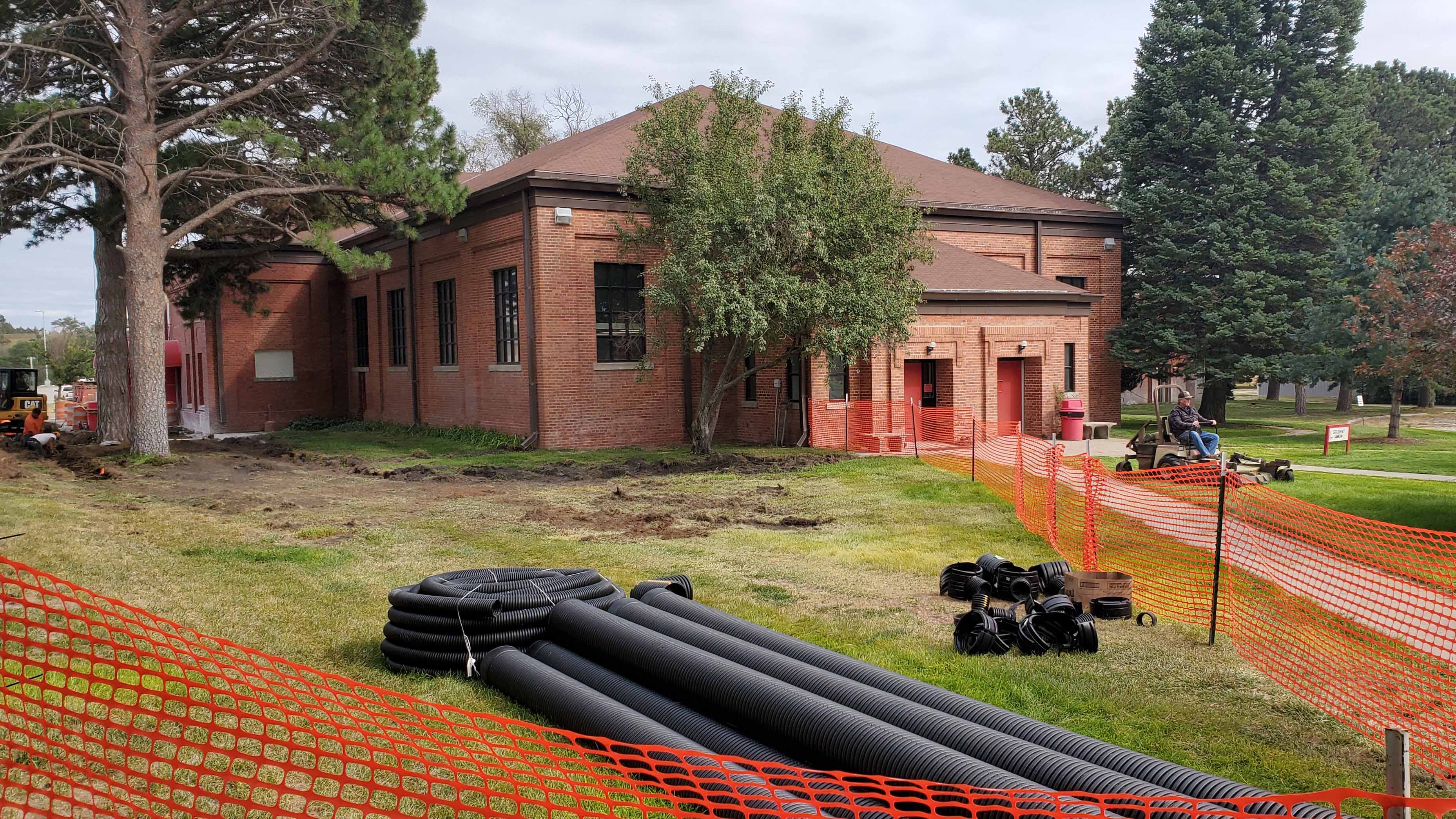 Construction work at the Nebraska College of Technical Agriculture includes installation of drainage pipes and a new sidewalk near the Student Union, and old steam line replaced between East and West Traditional residence halls. (M. Crawford photos / NCTA) 
