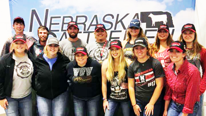 NCTA Collegiate Cattlemen volunteered at the Nebraska State Fair Beef Pit in 2019. Members of the 2021-22 club are hosting a burger feed at campus on March 10. (Photo from NCTA files)