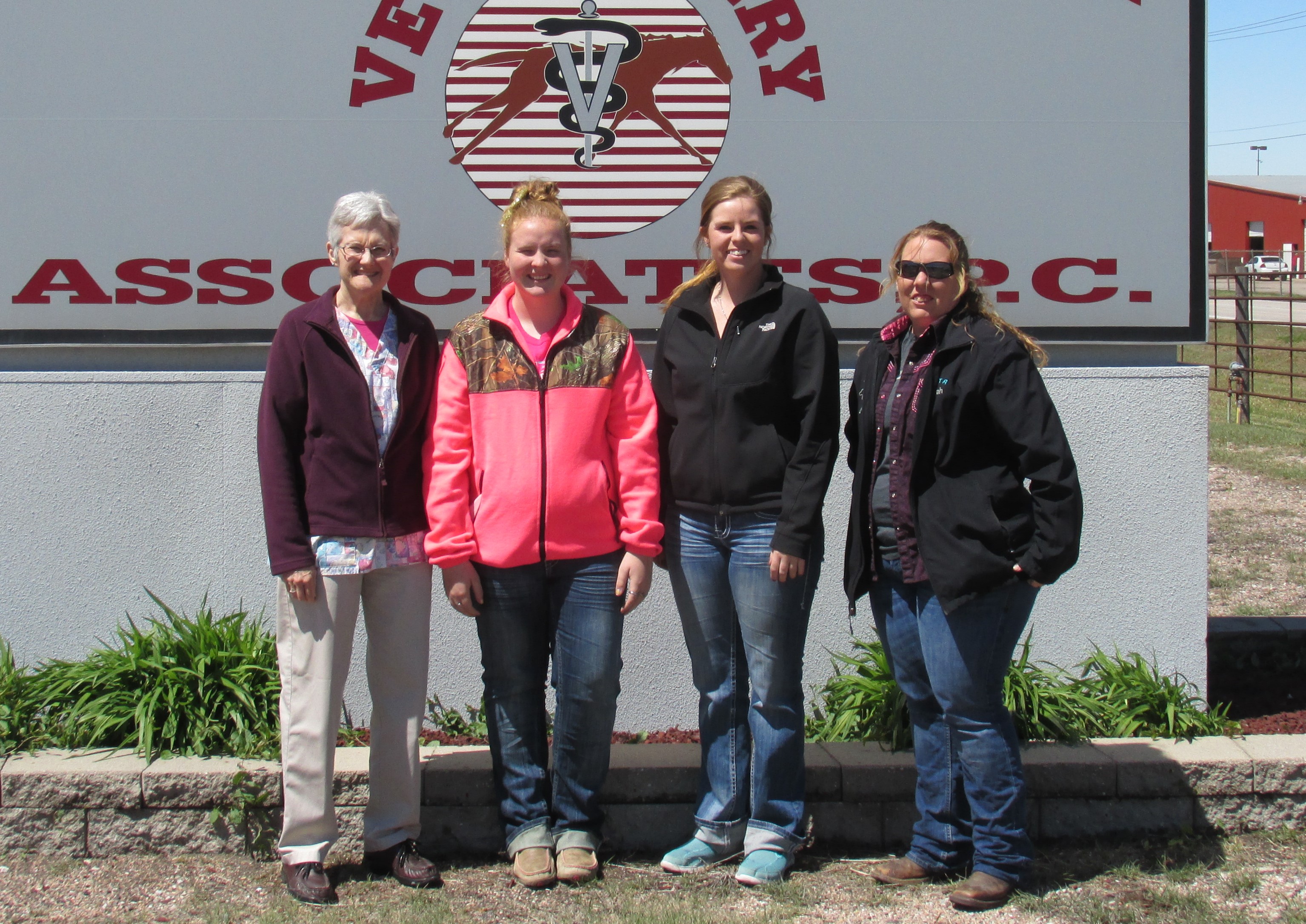 Professor Ricky Sue Barnes Wach, DVM, visited Grand Island with students (from left) Carli Johnson of Hastings, Rachel Schmitz of O`Neill and Sarah Waltemath of Elm Creek. The students are in NCTA’s Veterinary Technology program.  (Courtesy photo)     