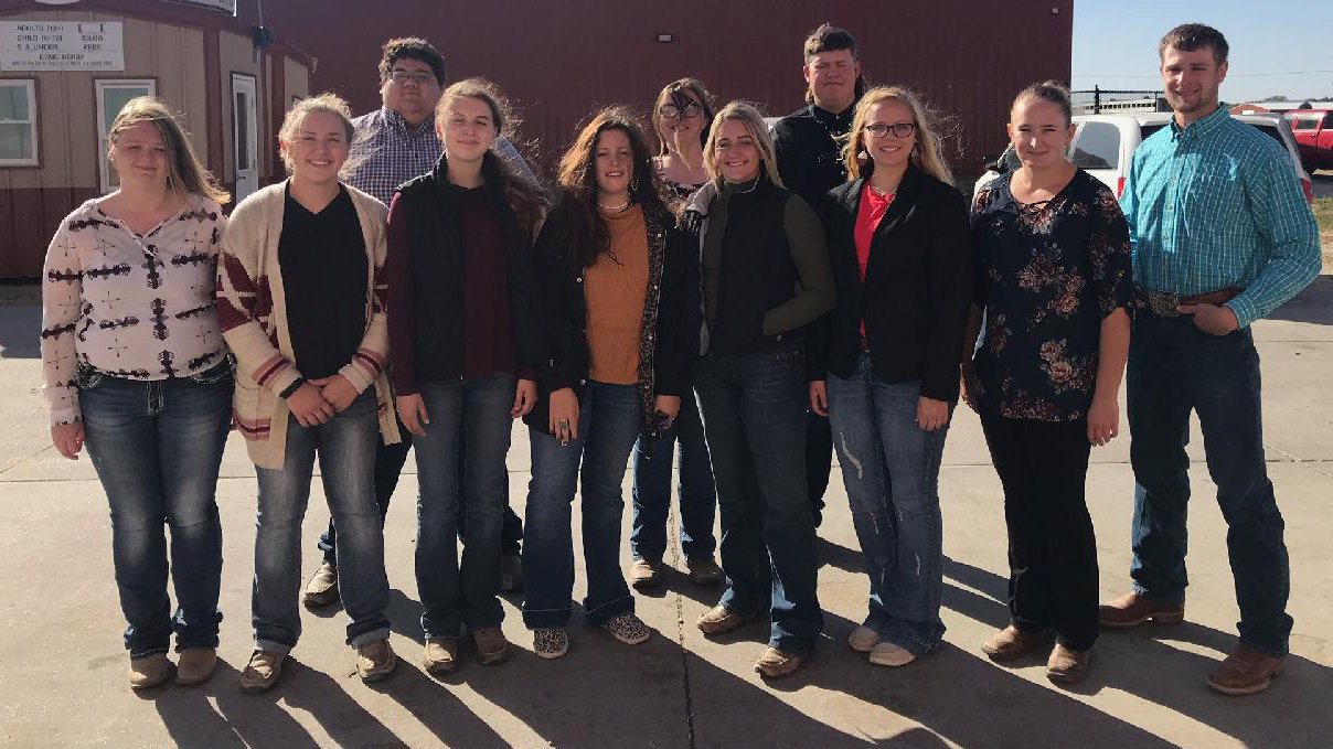 Aggie livestock judging team members from the Nebraska College of Technical Agriculture evaluated 42 sets of livestock during four days on the road last week in Kansas and Nebraska. (Doug Smith / NCTA photo)