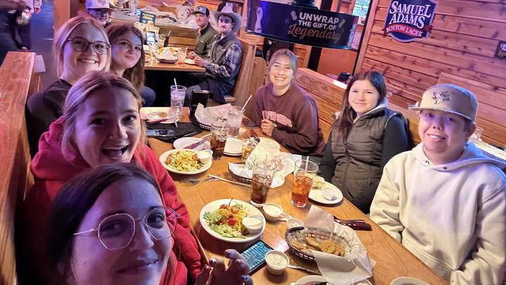 NCTA student members of Nebraska Collegiate Cattlemen enjoy dinner while attending the Range Beef Cow Symposium in Cheyenne, WY. 