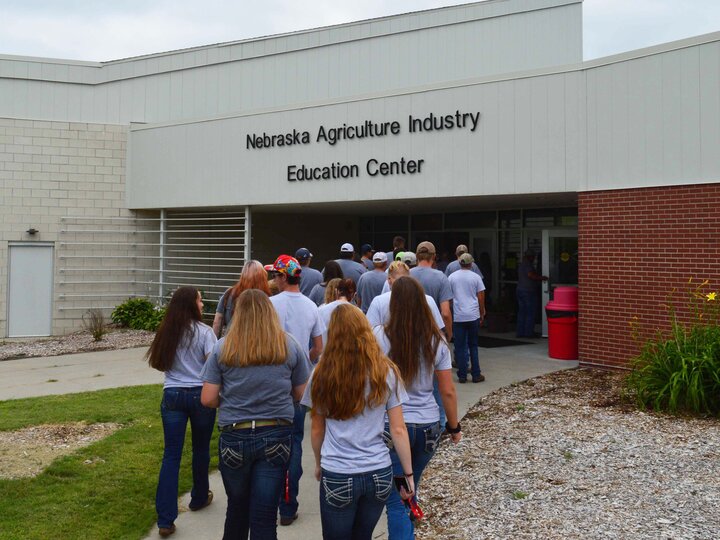 Large Group Tour on Discovery Days