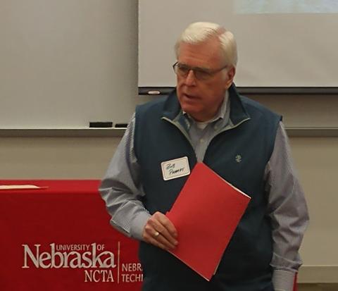 University of Nebraska Regent Bob Phares of North Platte addresses the NCTA Statewide Advisory Council on Jan. 4, 2019.  (NCTA News Photo)